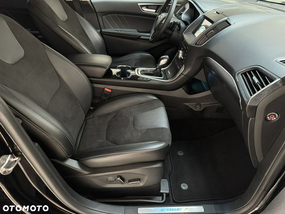 Ford Edge 2.0 TDCi Bi-Turbo 4x4 ST-LINE - 18
