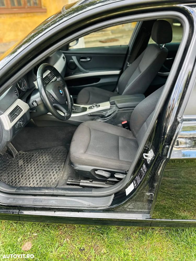 BMW Seria 3 320d DPF Aut. Edition Fleet Exclusive - 11
