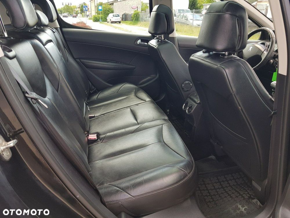Peugeot 308 1.6 HDi Premium - 16
