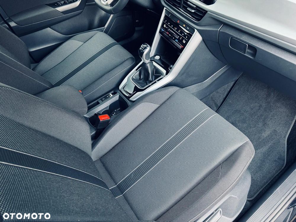 Volkswagen T-Roc 1.5 TSI Life - 16