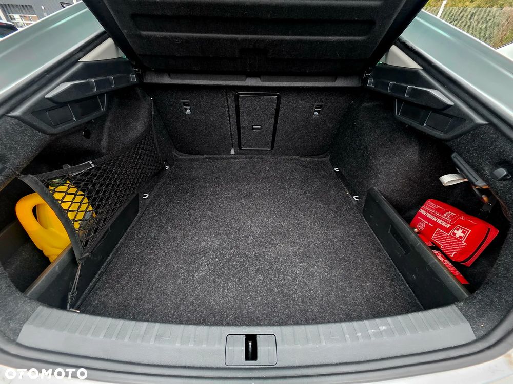 Skoda Octavia 2.0 TDI Ambition DSG - 10