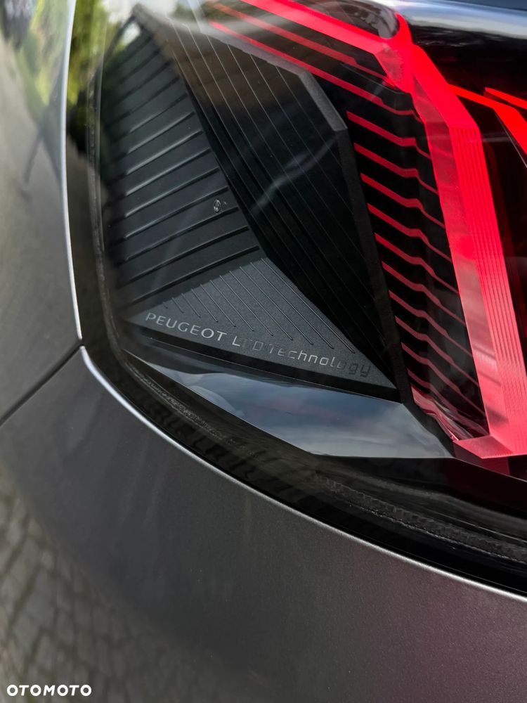 Peugeot 3008 1.2 PureTech Allure Pack S&S EAT8 - 13