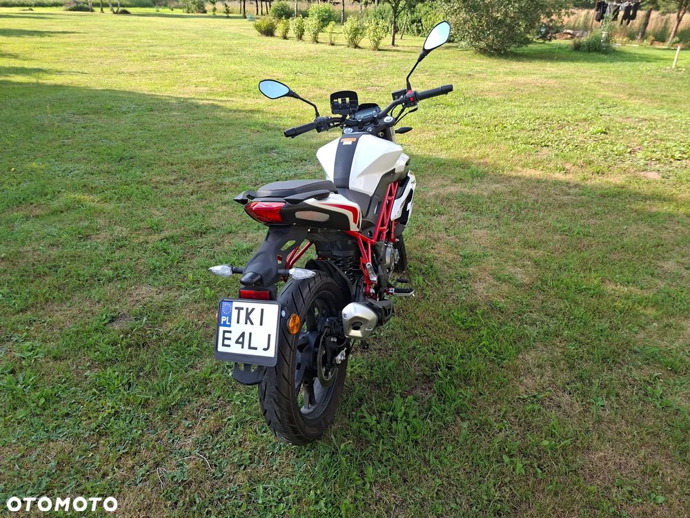 Benelli BN 125 - 4