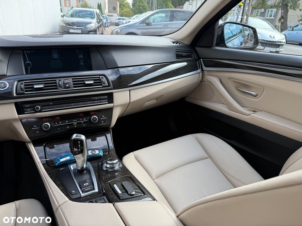 BMW Seria 5 - 23