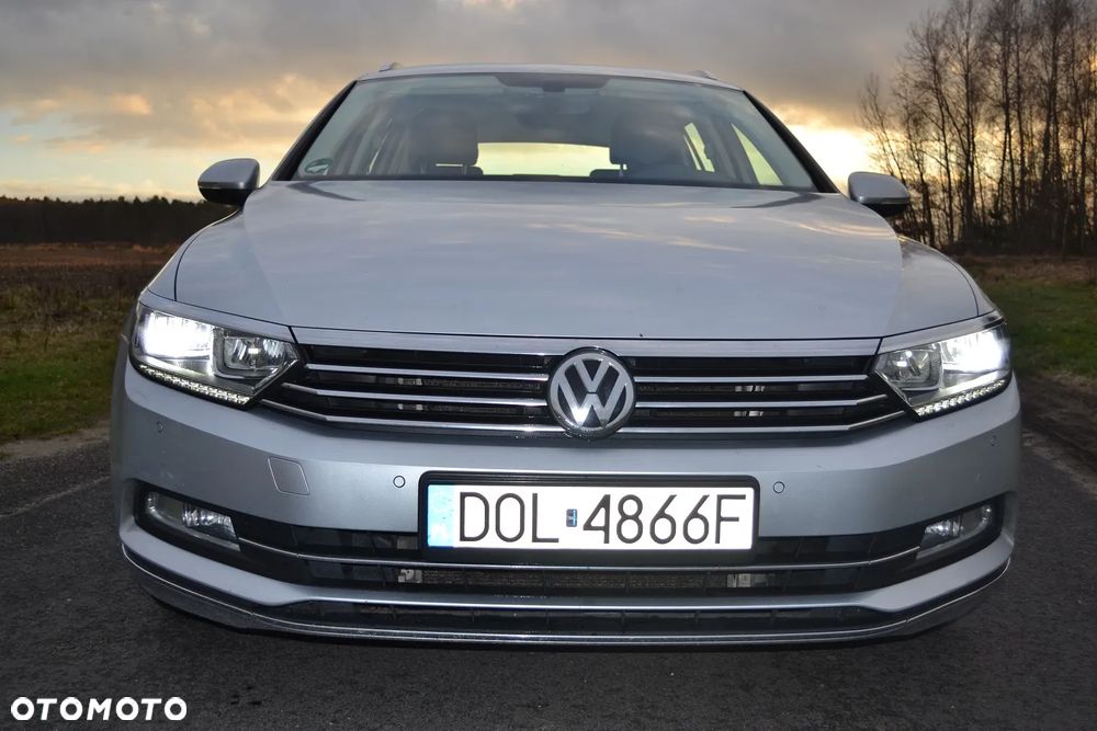 Volkswagen Passat 2.0 TDI (BlueMotion Technology) Highline - 10