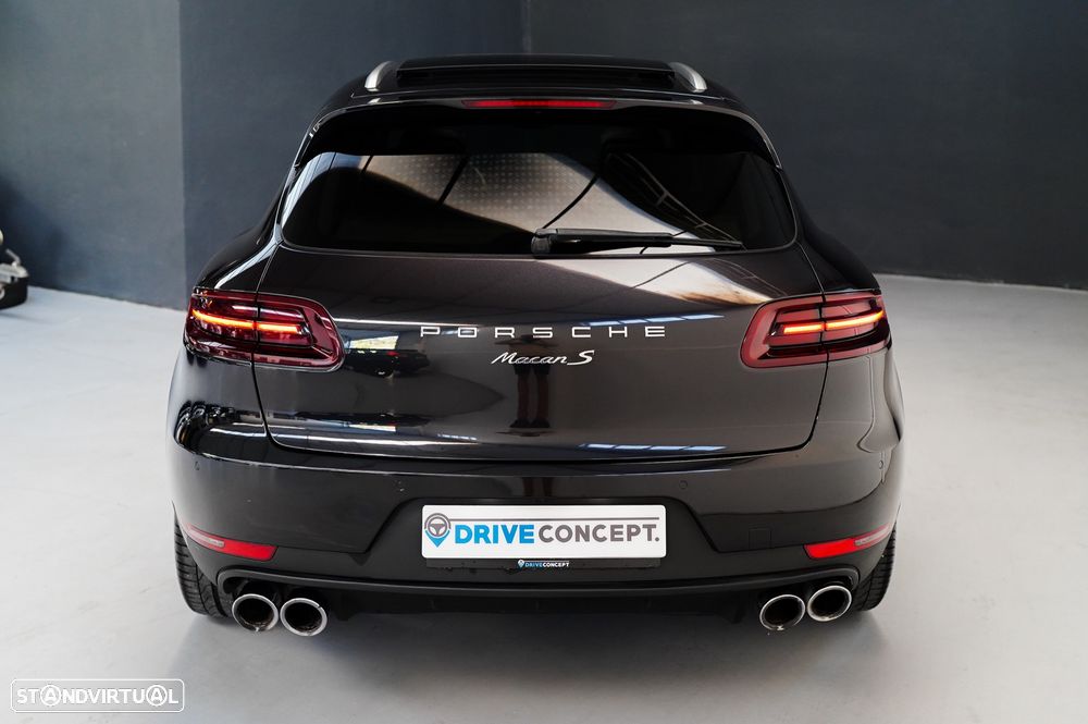 Porsche Macan S - 23