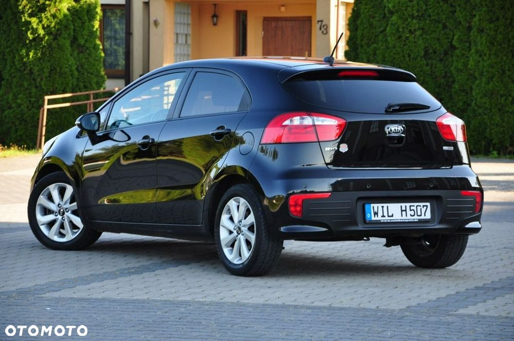 Kia Rio - 20