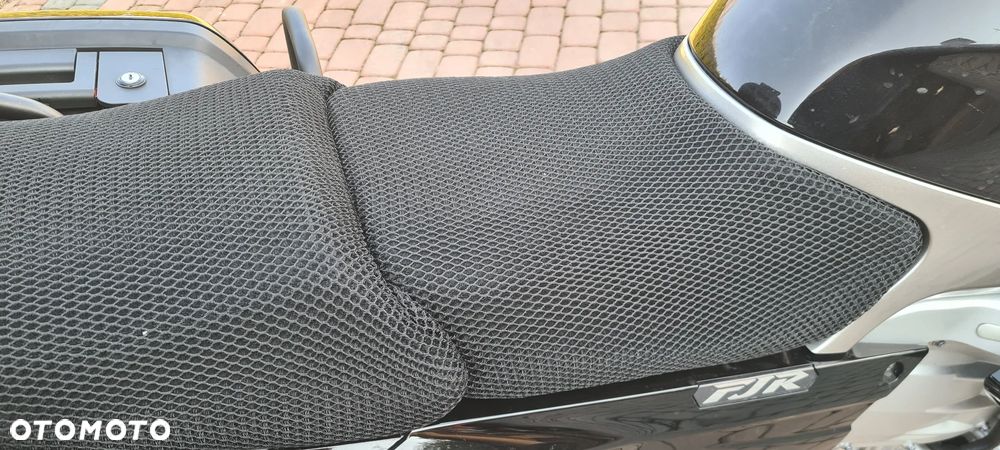 Yamaha FJR - 13