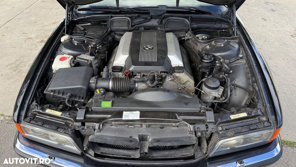 BMW Seria 7 - 10