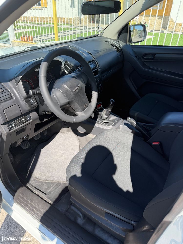 Isuzu D-Max FRIGORIFICA - 4