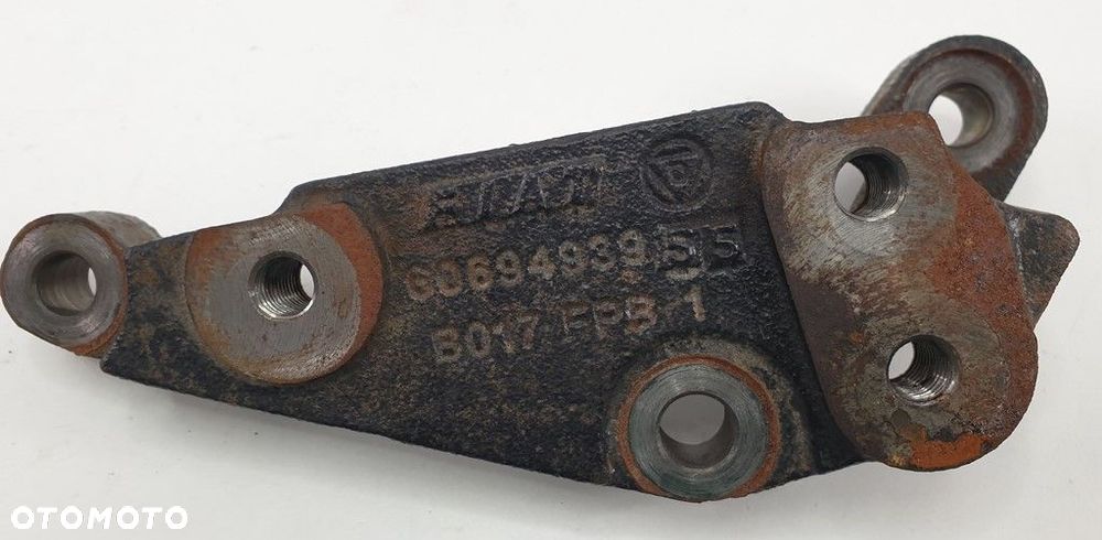 ŁAPA SILNIKA ALFA ROMEO 159 2.4 JTD 60694939 - 2