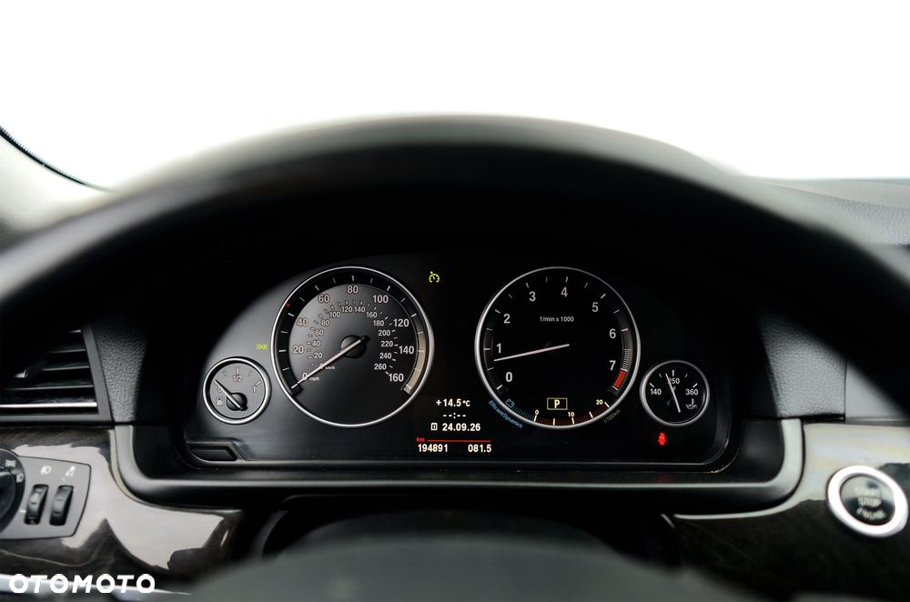 BMW Seria 5 528i - 7
