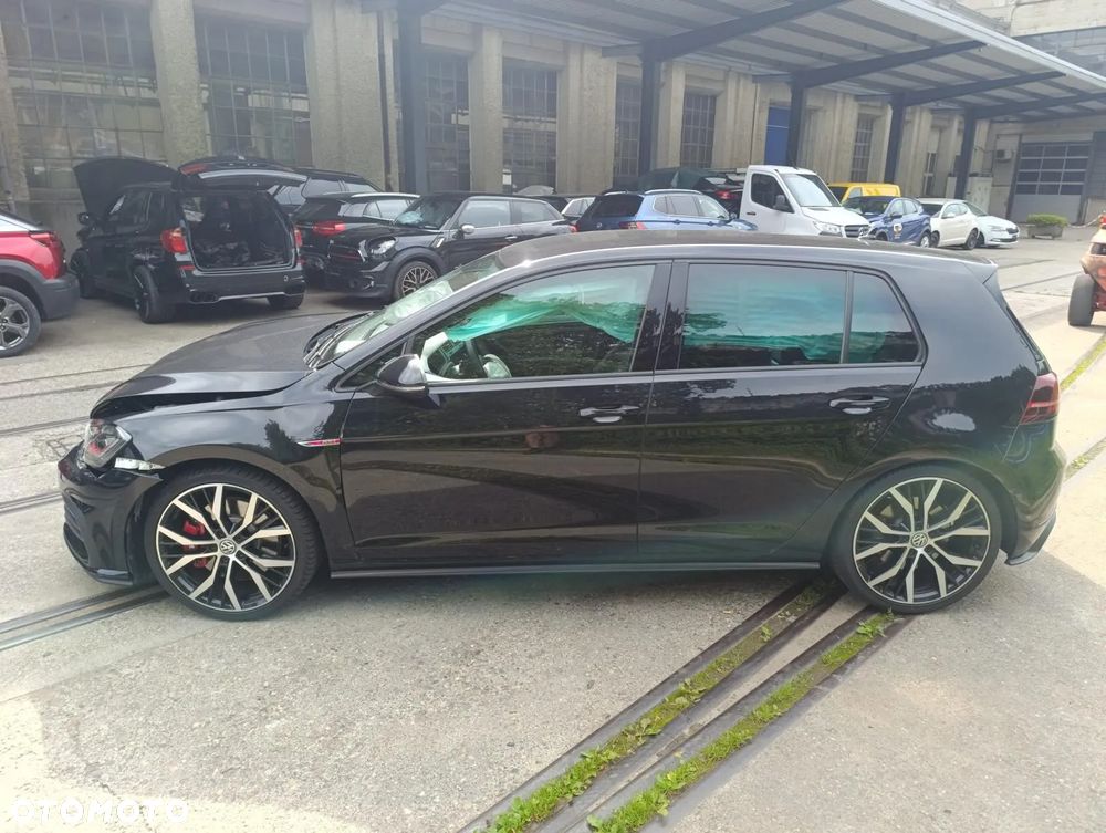 Volkswagen Golf GTI 2.0 TSI OPF DSG Performance - 5