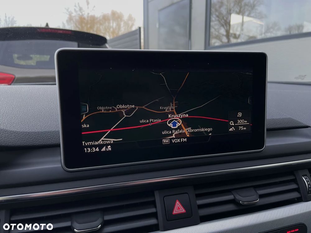 Audi A4 Avant 2.0 TFSI ultra Sport - 28