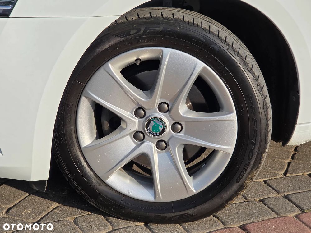 Skoda Octavia 2.0 TDI Style DSG - 10