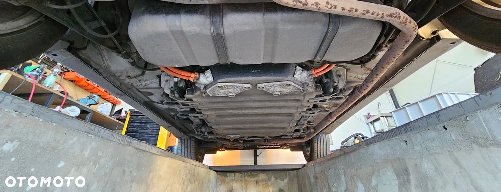 Mitsubishi Outlander 2.0 4WD Plus - 5