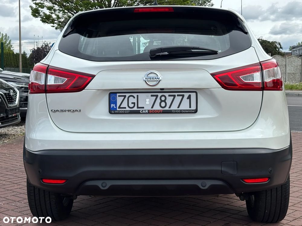 Nissan Qashqai 1.2 DIG-T Acenta EU6 - 9