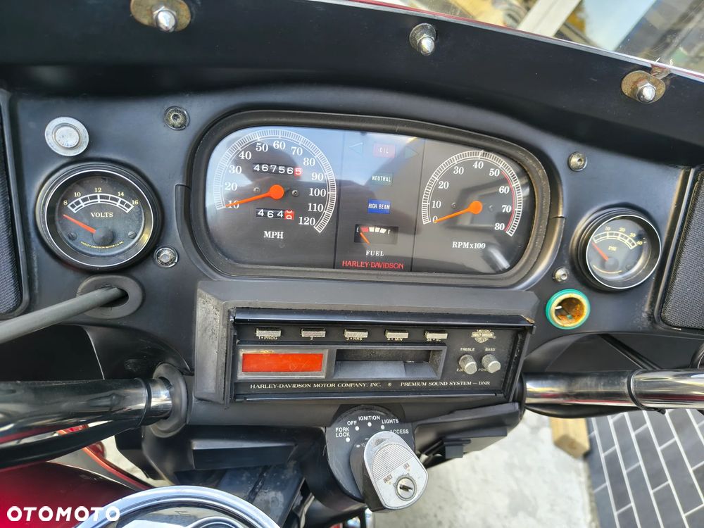 Harley-Davidson FLHT Electra Glide Standard - 10
