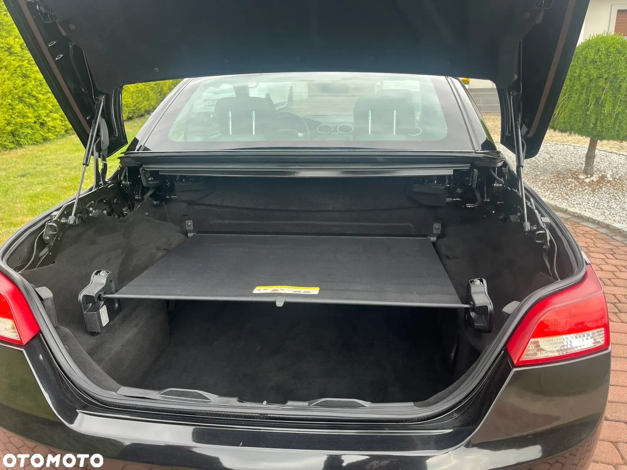 Ford Focus Coupe-Cabriolet 2.0 16V Black Magic - 23