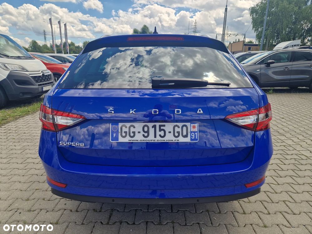 Skoda Superb 2.0 TDI SCR Active DSG - 7