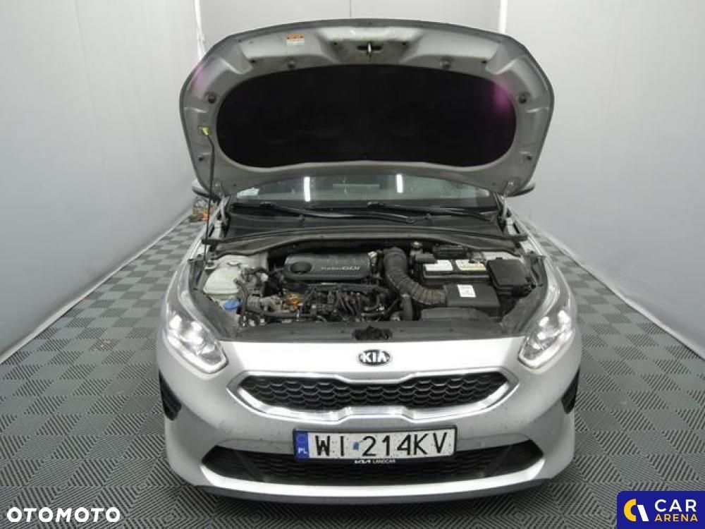 Kia Ceed - 11