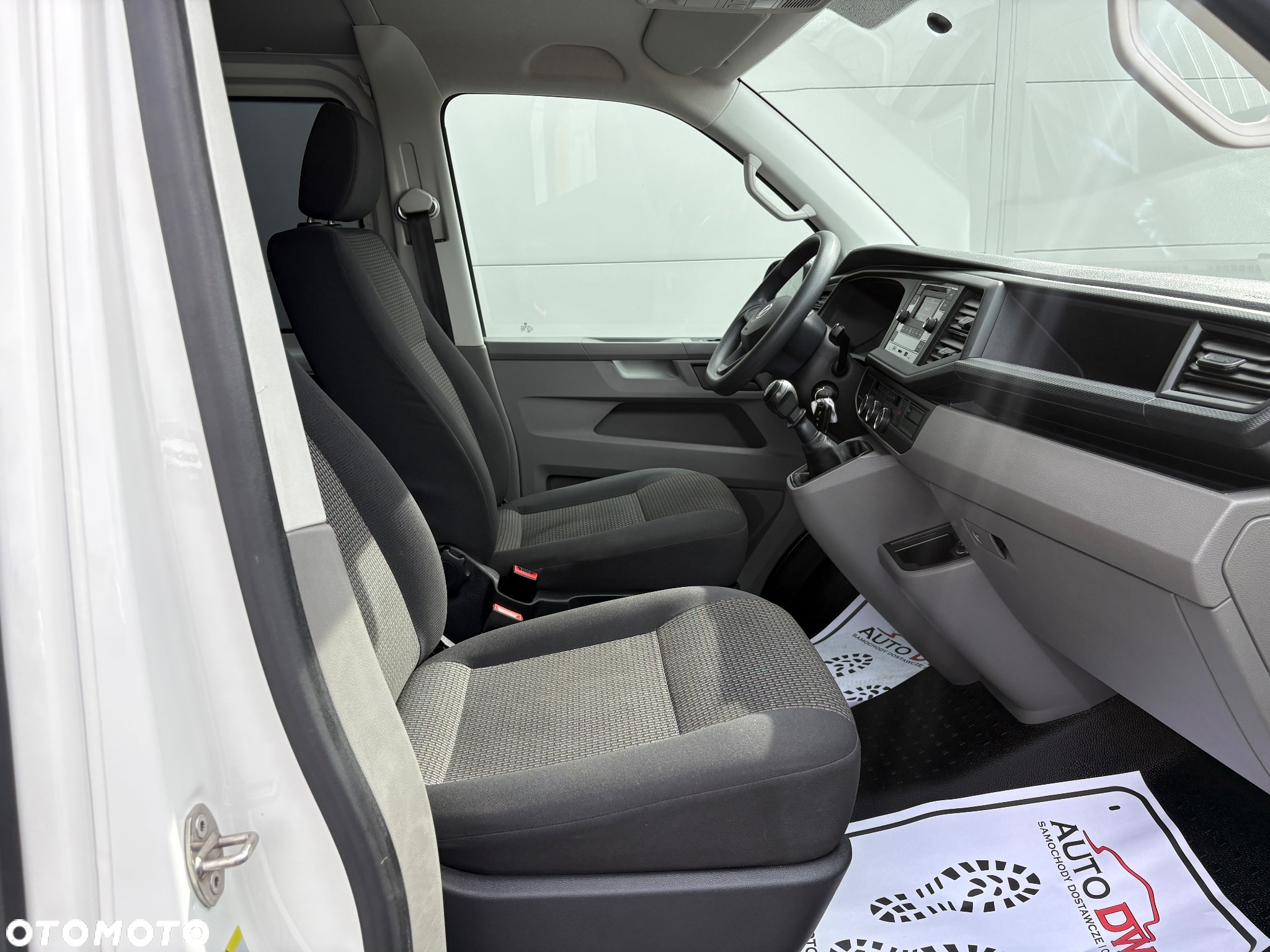 Volkswagen Transporter T6,1 - 19