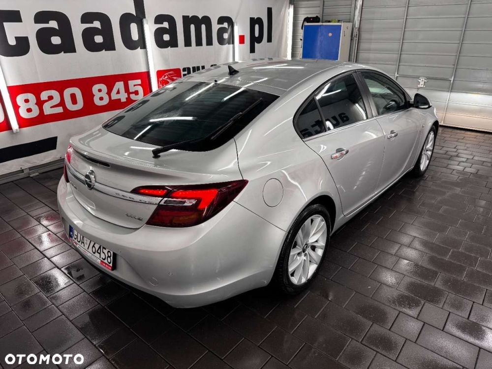 Opel Insignia - 8