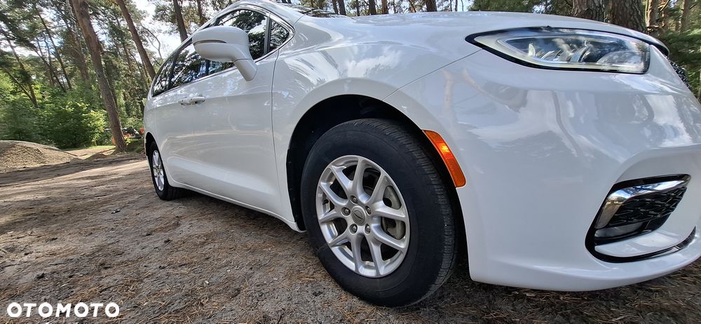 Chrysler Pacifica - 7