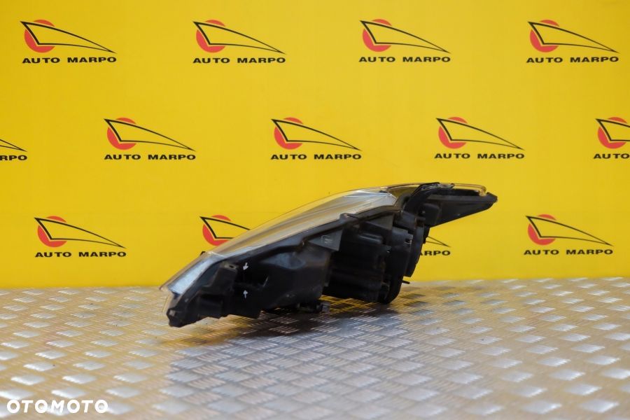 TOYOTA SCION TC 2014- REFLEKTOR LAMPA PRZÓD R USA - 4