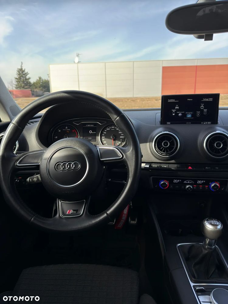 Audi A3 Sportback 2.0 TDI Ambiente - 18