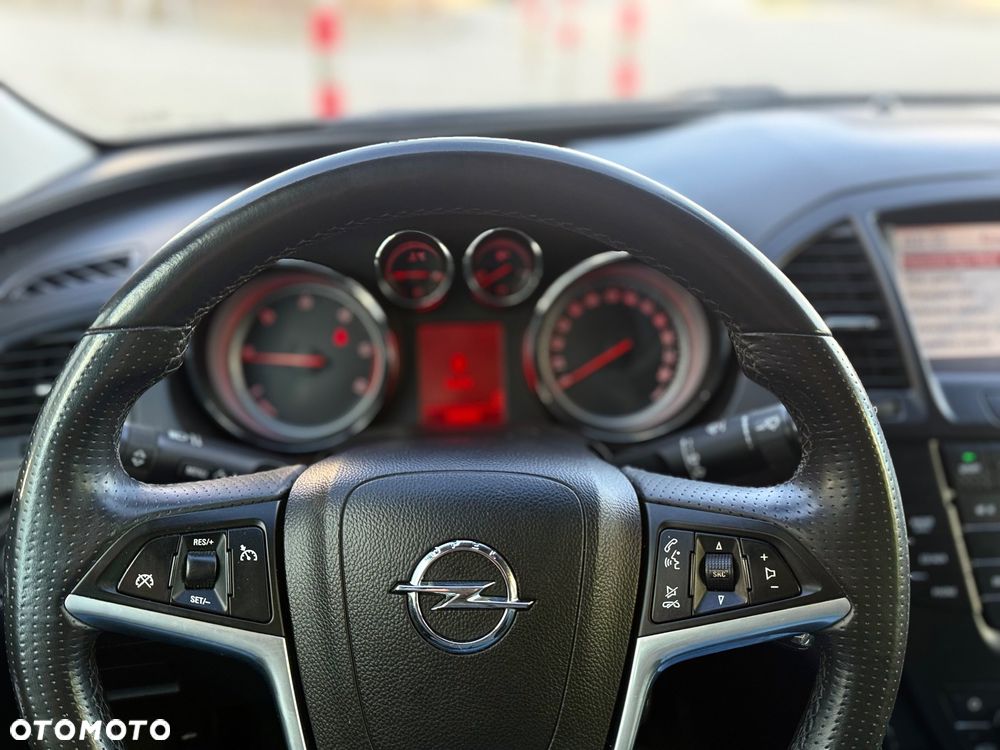 Opel Insignia 2.0 CDTI Design Edition - 17