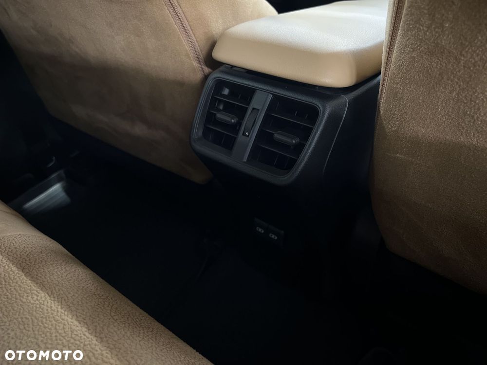 Lexus UX 250h GPF Business 2WD - 13