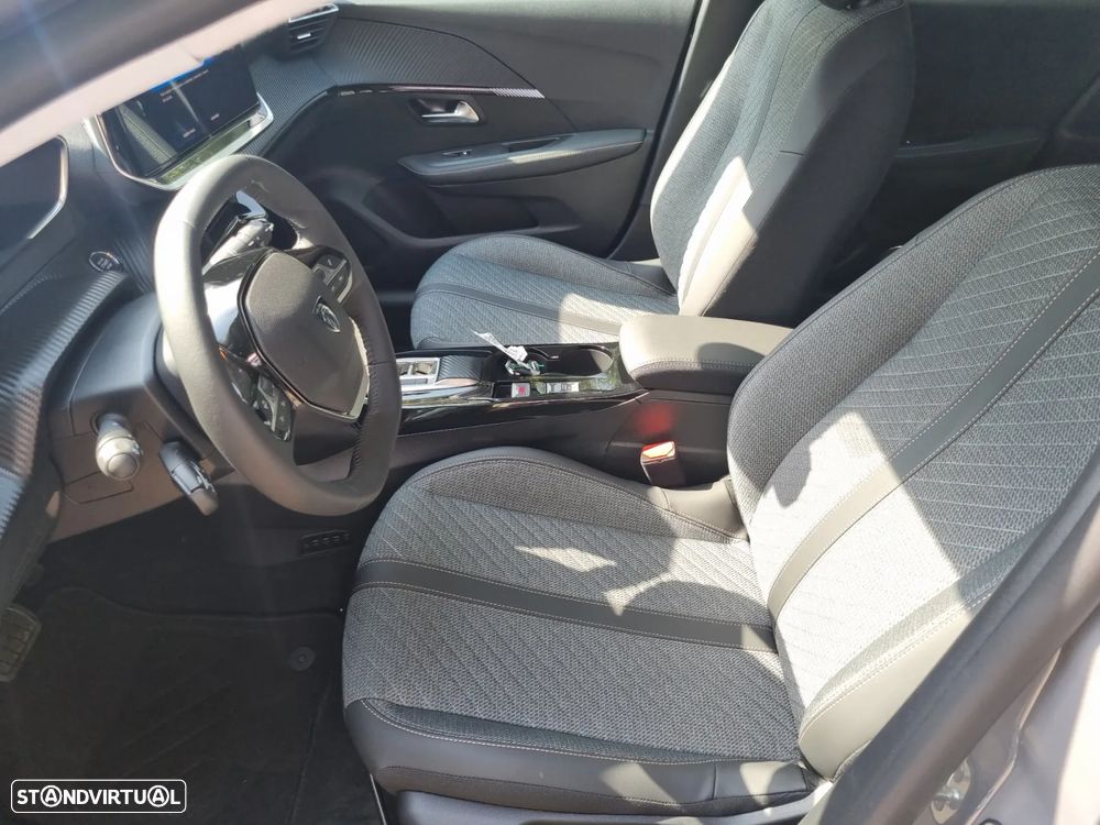 Peugeot e-208 51 kWh Allure - 9