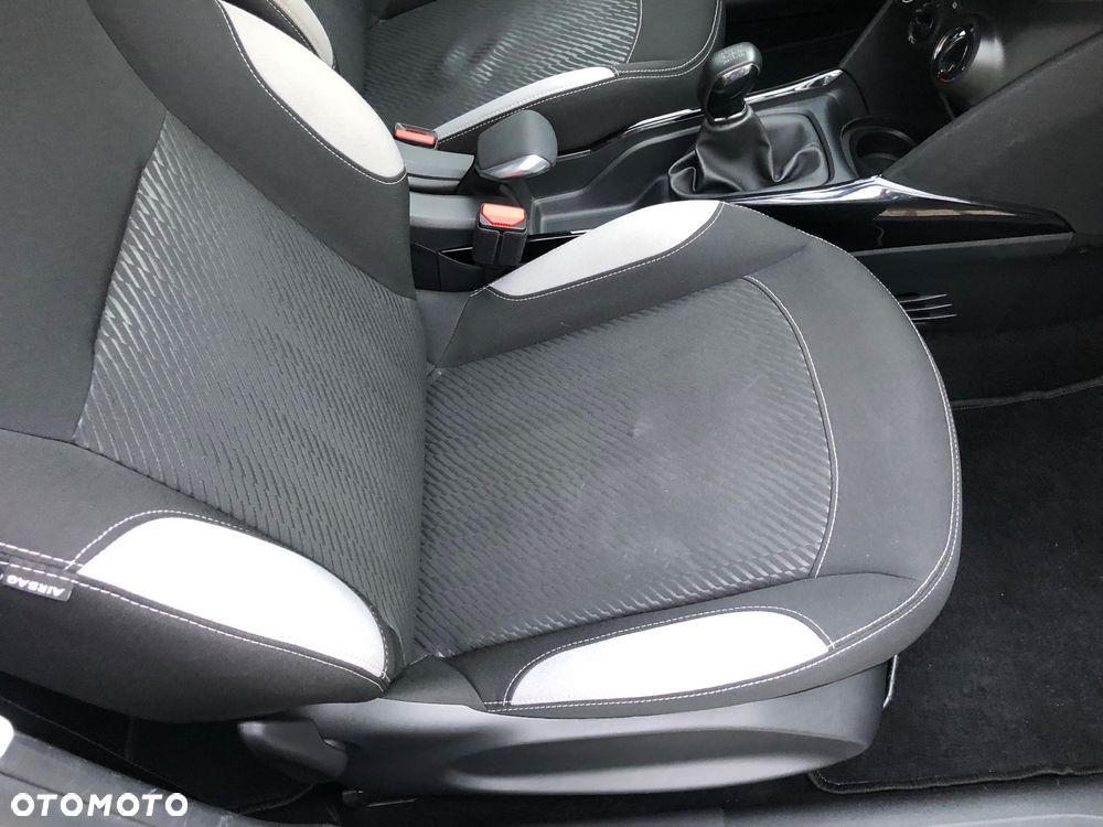 Peugeot 2008 82 VTI Acess - 25