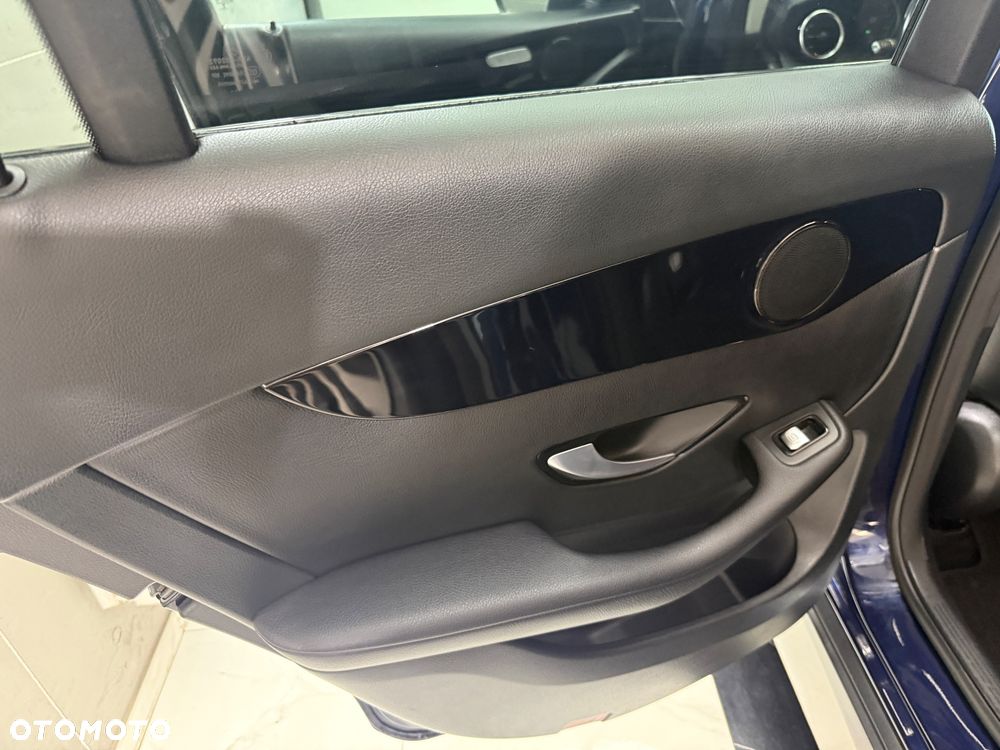 Mercedes-Benz GLC 250 4Matic 9G-TRONIC - 12