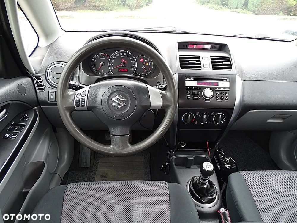 Suzuki SX4 - 8