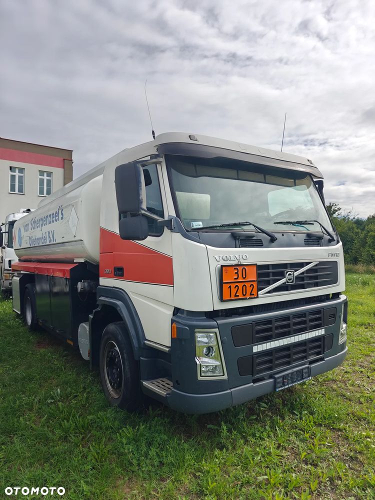 Volvo FM9 - 2