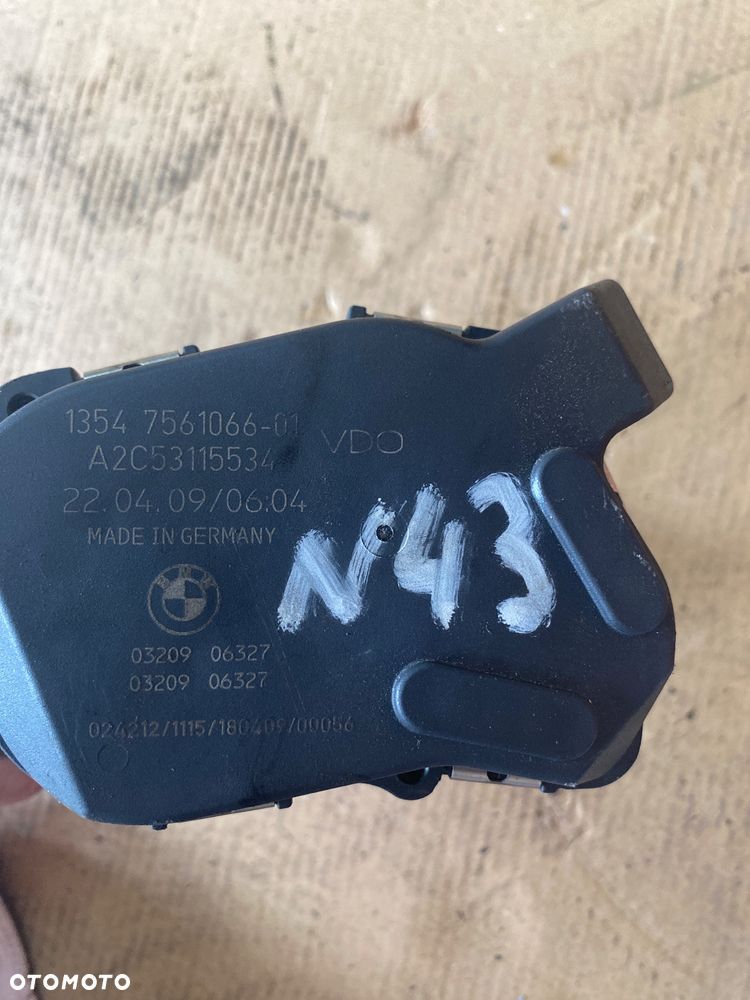 PRZEPUSTNICA POWIETRZA BMW E90 E91 E92 E93 E81 E82 E87 E88 2.0i N43 7561066 - 4