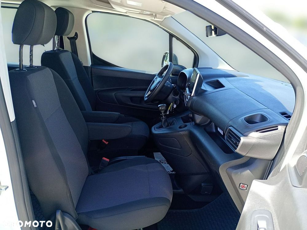 Opel Combo - 26