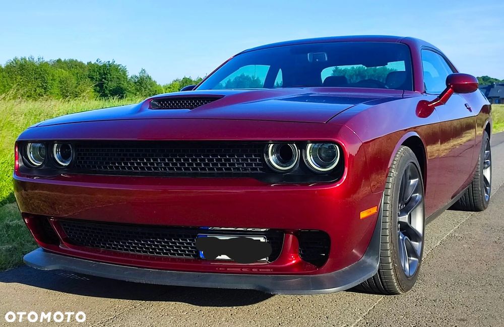 Dodge Challenger - 1
