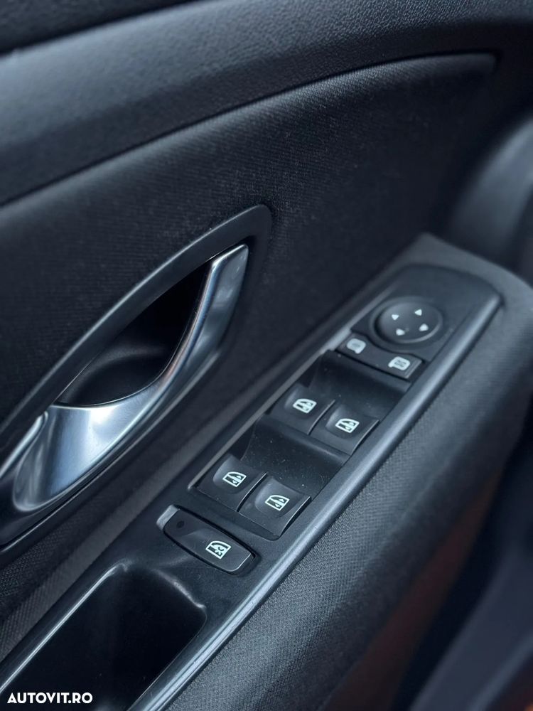 Renault Megane dCi 130 FAP Luxe - 8