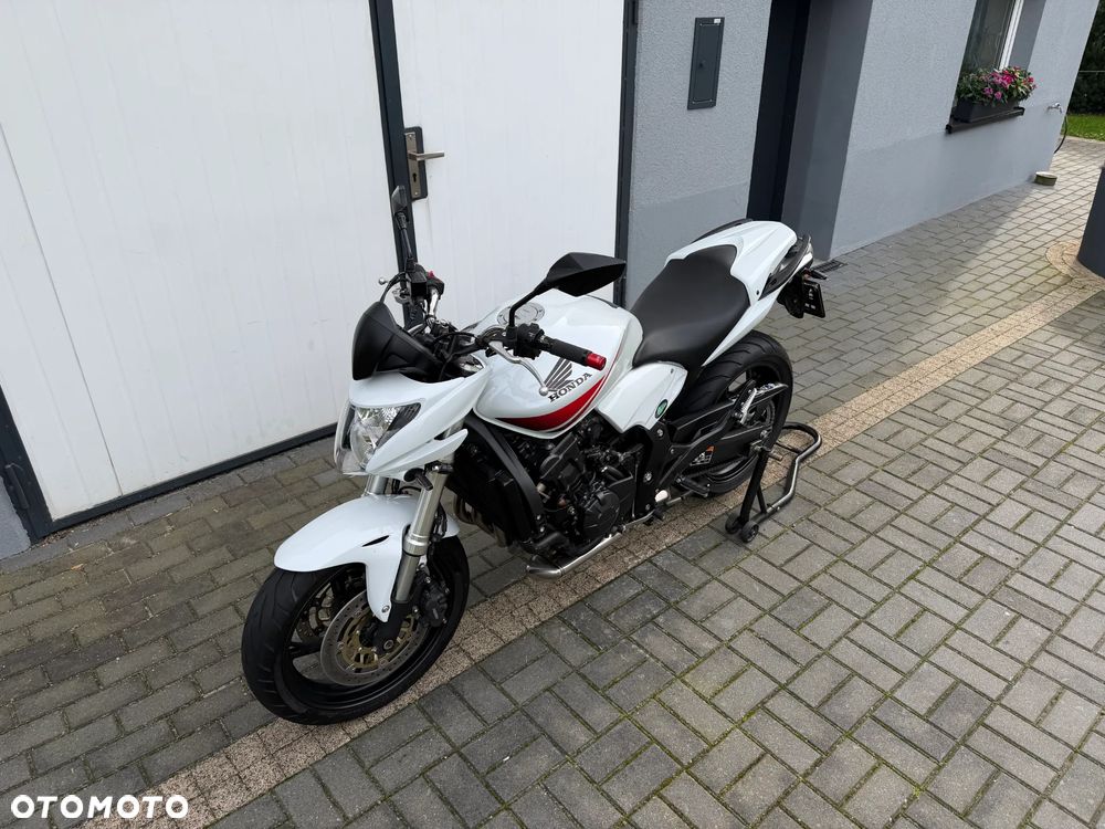 Honda Hornet - 9