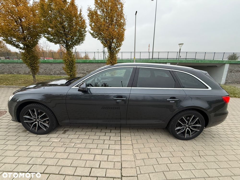 Audi A4 Avant - 11
