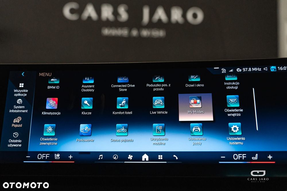 BMW Seria 5 520i - 25