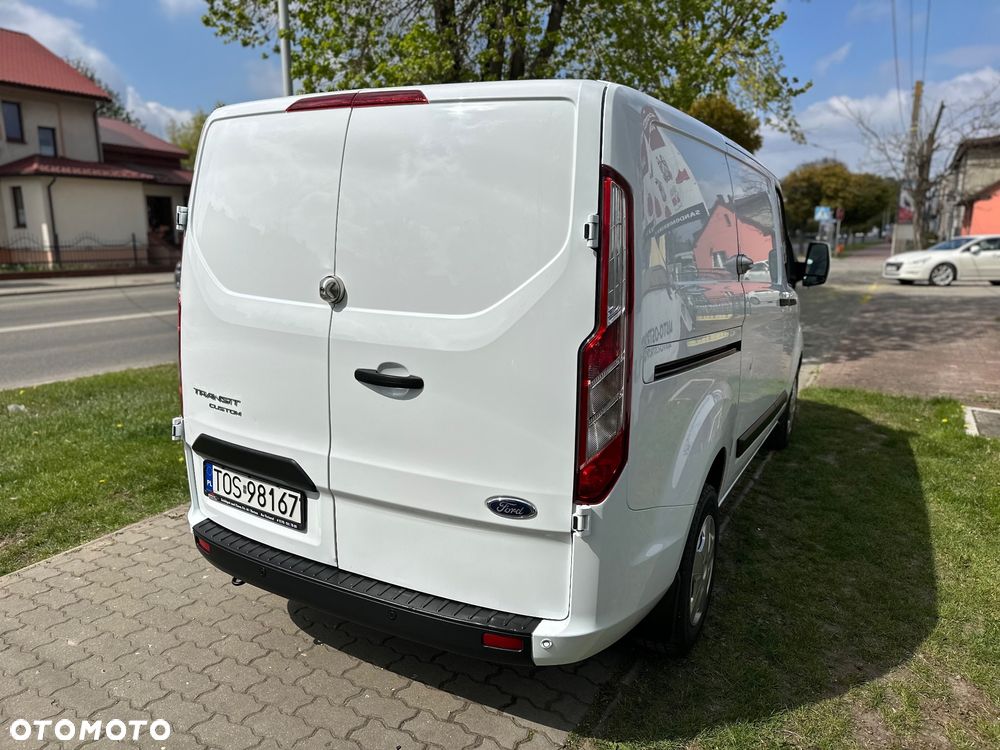 Ford TRANSIT CUSTOM - 9