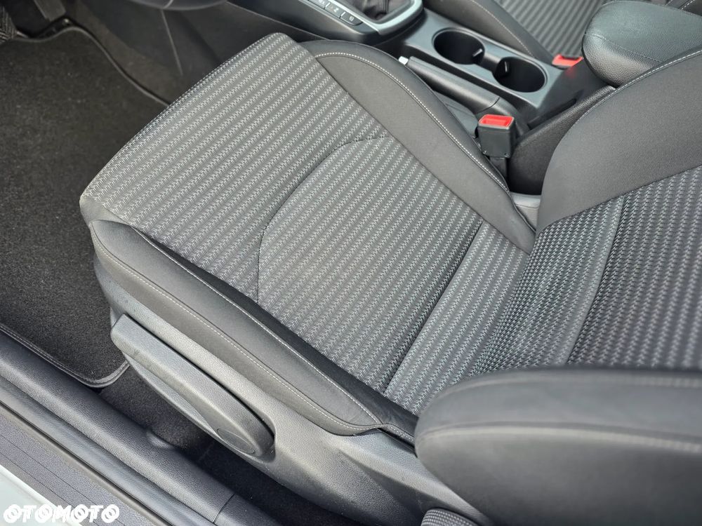 Kia Ceed 1.5 T-GDI L Business Line - 29