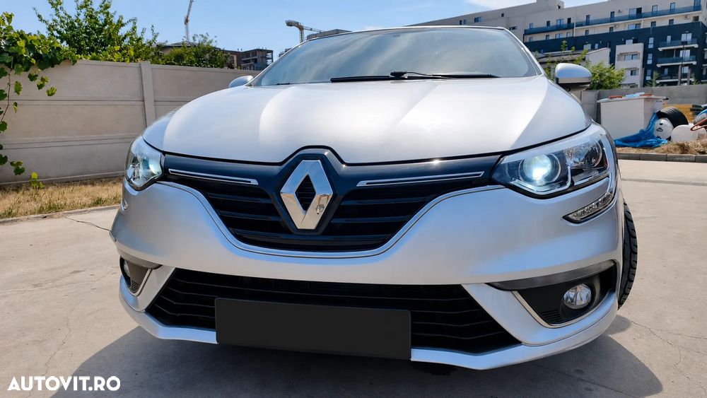 Renault Megane TCE GPF Life - 4