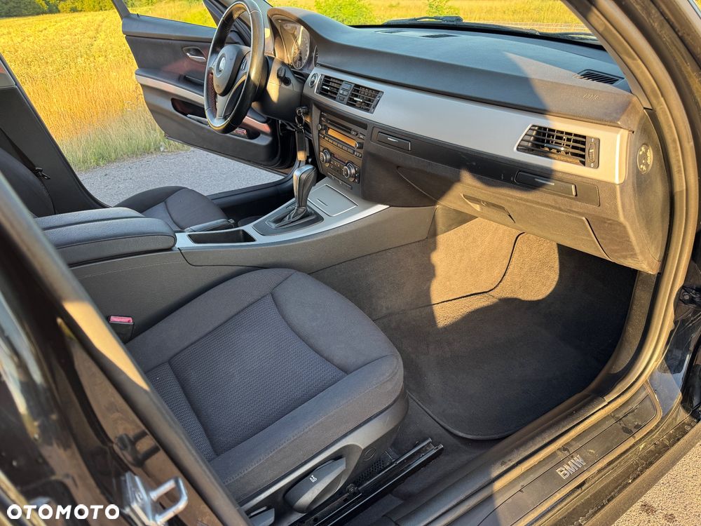 BMW Seria 3 - 15