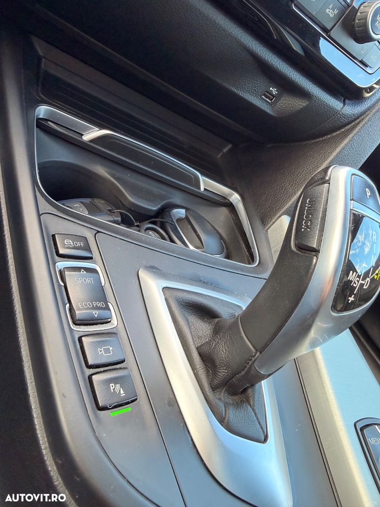 BMW Seria 3 330d Aut. M Sport - 14