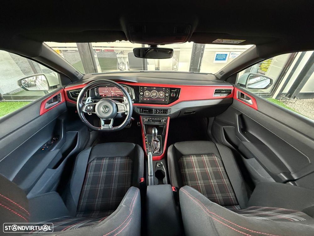 VW Polo 2.0 TSI GTI DSG - 35